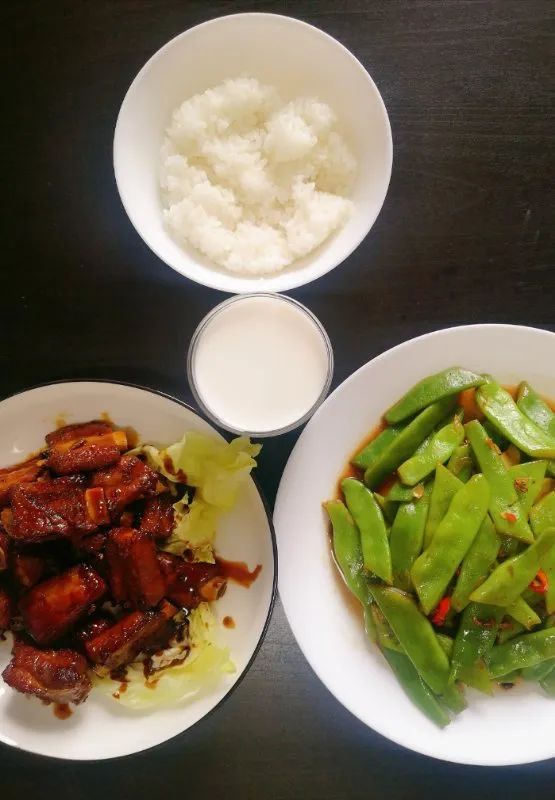 芒果集团营养餐_芒果餐饮_芒果食品