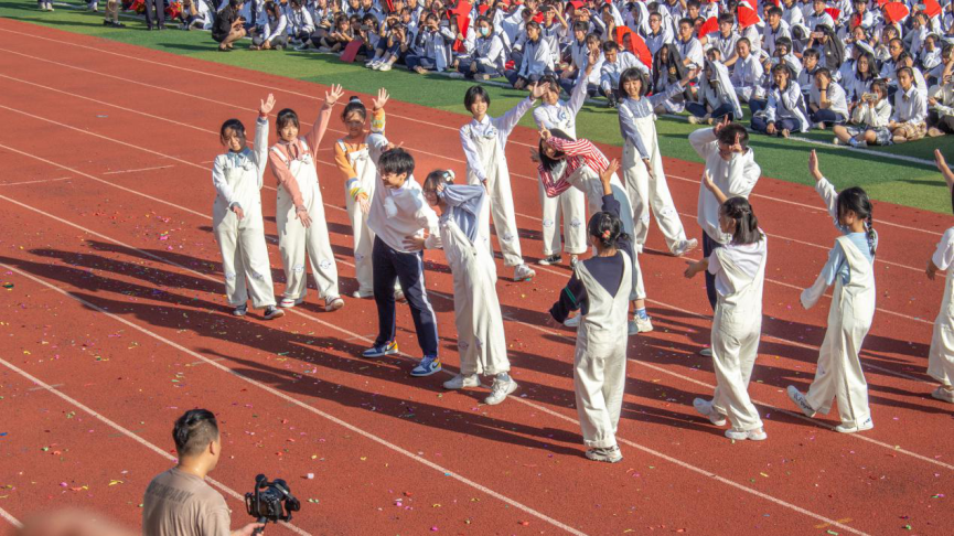 高中学校运动会致辞_高中运动会校长开幕词_高中学校运动会开幕词