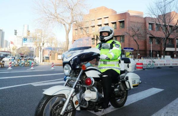 民警的家庭情况怎么写_家庭警察_双警家庭日常